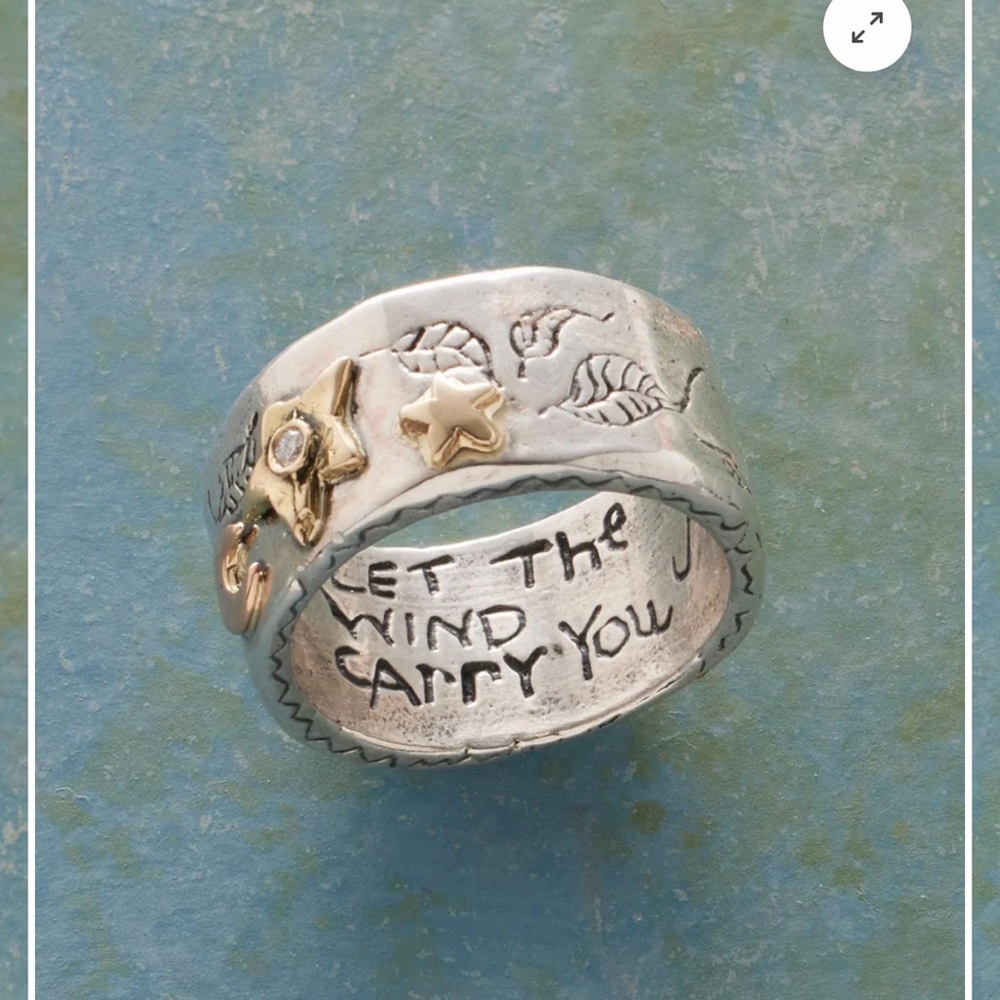 Dreamscape Ring

Silver and Gold Engraved Ring